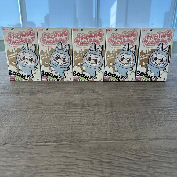 NIB BRAND NEW LABUBU MACARON - LYCHEE BERRY (PINK) - POPMART! - Picture 4 of 6